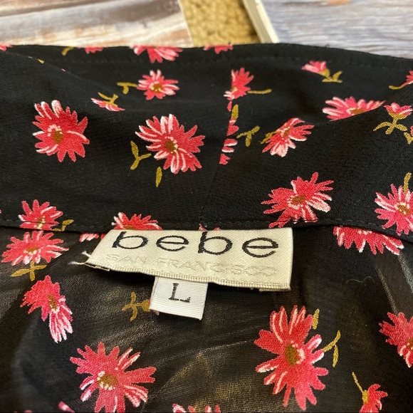 Bebe Floral Printed Semi Sheer Button Down Tie Crop Top Red Black Size Large - Picture 6 of 7